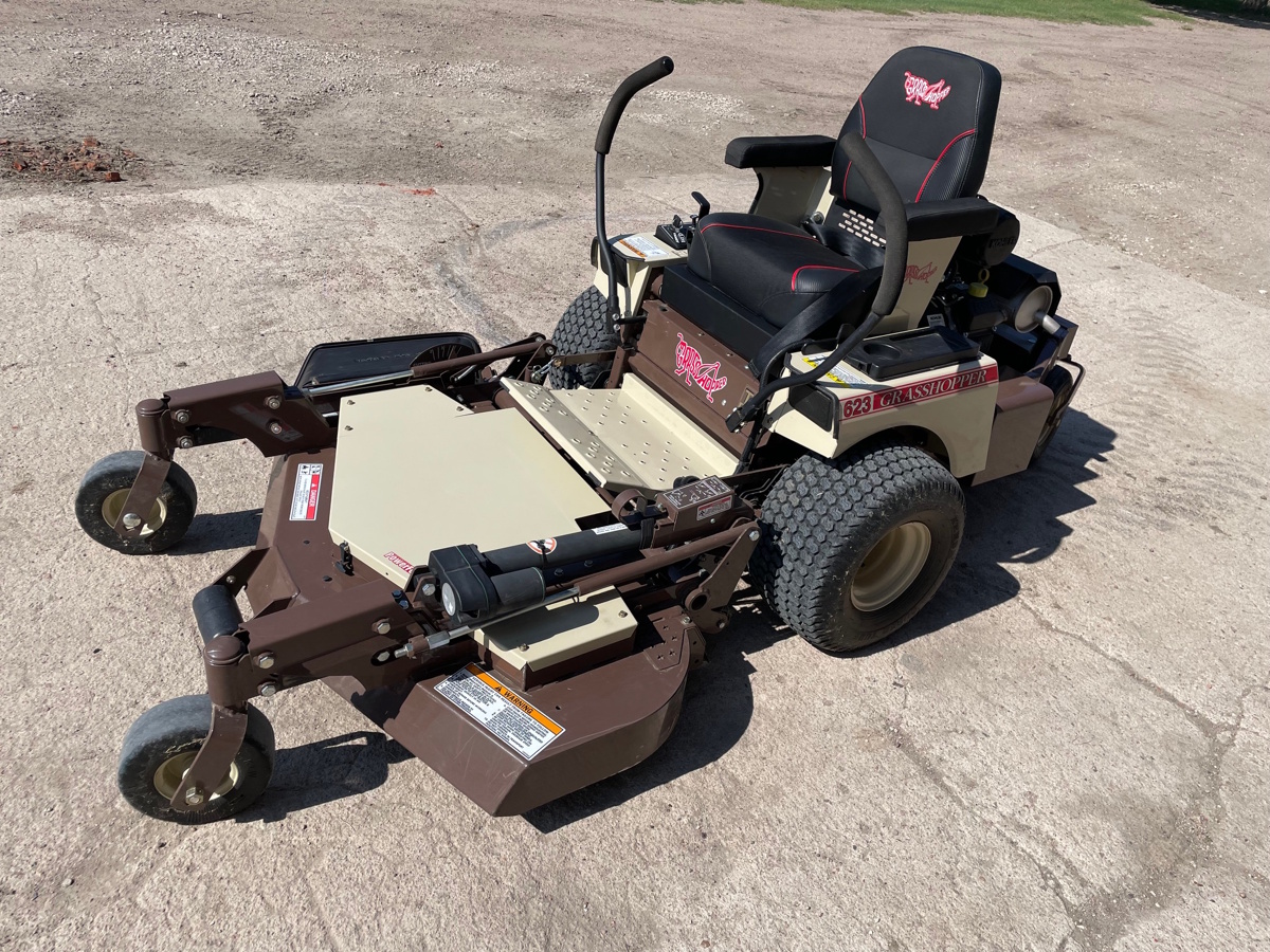 Hustler Super Z 72